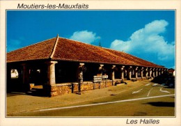 85-MOUTIERS LES MAUXFAITS..LES HALLES..CPM - Moutiers Les Mauxfaits