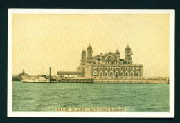 USA  -  New York  Ellis Island  Unused Vintage Postcard As Scan (Lumitone) (Printing Ink Smear On Reverse) - Ellis Island