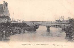 Pontorson     50       Le Pont Et Les Laveuses  (en Partie Décollée) - Pontorson