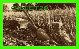 AGRICULTURE - TRACTEUR, ALLIS-CHALMERS TWO ROW, MOUNTED CORN HARVESTER MODEL WC - MILWAUKEE, WI - - Tracteurs
