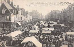 Saint Hilaire Du Harcouet       50     Jour De Marché - Saint Hilaire Du Harcouet