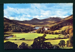 WALES  -  Capel Curig And Snowdon  Unused Postcard As Scan - Merionethshire