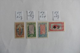 France :Ex Colonies  :Moyen Congo :4 Timbres Neufs Charnière - Unused Stamps