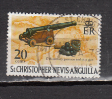 ST CHRISTOPHER- NEVIS °  YT N° 229 - San Cristóbal Y Nieves - Anguilla (...-1980)