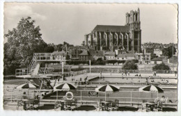 CPA     78       LIMAY MANTES LA JOLIE   1962       LA PISCINE      PLONGEOIR      ET LA COLLEGIALE - Limay