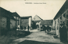 89 SERGINES / Intérieur D'une Ferme / - Sergines