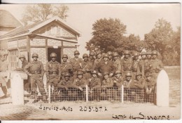 Carte Postale Photo Militaire Français Camp SISSONNE (Aisne) 205 ème B.T.A -Service AUTO VOITURE JEEP U.S - Autres & Non Classés