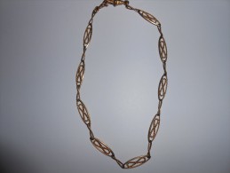 Collier Ancien -  Plaqué -  33 Cms , 7 Grs - - Kettingen