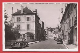 38 - JALLIEU -- Rue De La Libération - Clinique St Vincent De Paul - 1955 - Jallieu