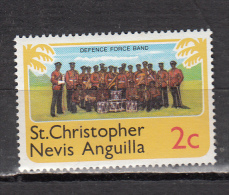 ST CHRISTOPER- NEVIS * YT N° 380 - San Cristóbal Y Nieves - Anguilla (...-1980)
