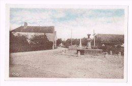 Vers - Scus- Sellières ( Jura ) - Place De La Fontaine - Monument Aux Morts - Autres & Non Classés