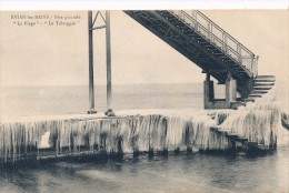 CPA 74 EVIAN LES BAINS Bise Glaciale La Plage - Le Toboggan - Evian-les-Bains