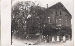 HEYEN Kr Holzminden Polle Bauernhaus Mit Familie Sagebiel + Hund Davor Original Private Fotokarte 22.1.1910 - Holzminden