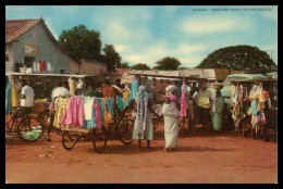 LUANDA - FEIRAS E MERCADOS-Mercado Típico Dos Musseques ( Ed. Ibérica)carte Postale - Angola