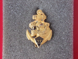 Insignes Militaire "23ème Bataillon D'Infanterie De Marine" -  Military Badges P.V. - - Marine