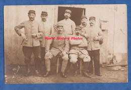 CPA Photo - FOUG - Portrait De Poilu Du 70e Régiment Devant Une Grange - 14 Mai 1916 - Lire Verso - WW1 - Foug