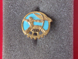 Insignes Militaire "Air Base Ecole De L'Armée De L'Air - BER" -  Military Badges P.V. - - Armée De L'air