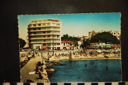 CP, 06, JUAN LES PINS La Plage Et La Promenade  N°10 103 Edition SEPT Belle CPSM Animée - Juan-les-Pins