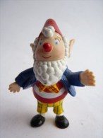 Figurine OUI OUI - 1994 - MR POTIRON - Figurines En Plastique