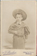 Photographie Sur Carton /Grand  Format/Jeune Garçon Avec Vareuse Et Grand Chapeau//Bucher/Paris/Vers  1910   PHOTN63 - Non Classés