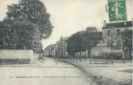 94 Val De Marne Mandres Place D'Armes Et Rue De La Gare - Mandres Les Roses