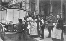 Allemagne   Berlin    Types Ou Petites Métiers:  Frühmorgens Am Bollewagen Un Marchand Ambulant - Sonstige & Ohne Zuordnung