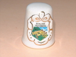 Dé A Coudre En Porcelaine - SCHLOSS TARTZBERG - A1 - Dés à Coudre