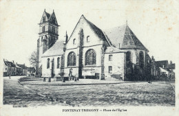 77 - FONTENAY-TRESIGNY - CPA - Place De L´eglise - Fontenay Tresigny