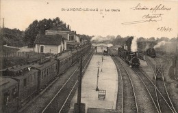 38 - SAINT ANDRE LE GAZ - La  Gare - Saint-André-le-Gaz
