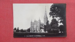 England> Wiltshire > Salisbury   RPPC  ====2130 - Salisbury