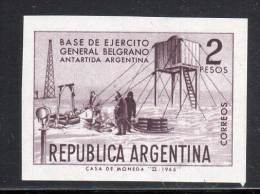 ARGENTINE - NON DENTELE -   N° 703  ** (1965) Base Antarctique - Ungebraucht