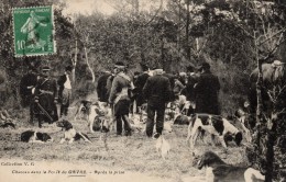 44 - LE GAVRE  Chasses Dans La Forêt  Du Gavre - Après La Prise - Le Gavre