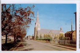 Carte Postale: Rimouski " La Cathédrale Vue De L´ouest à La Rue St Germain  " - Rimouski