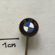Badge / Pin ZN001061 - Automobile / Car BMW - BMW