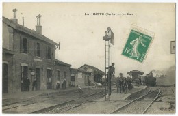 72 - LA HUTTE - La Gare - CPA - Zonder Classificatie
