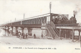 Bordeaux - La Passerelle De La Compagnie Du Midi - Train - Carte LL N°54 Non Circulée - Kunstbauten