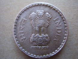 INDIA  1993 FIVE RUPEES  COIN USED. - India