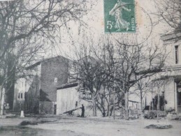 CPA Alpes Maritimes Saint Vallier De Thiey Place De La Rouguière Grand Café Emile Pub Amer Picon - Otros & Sin Clasificación