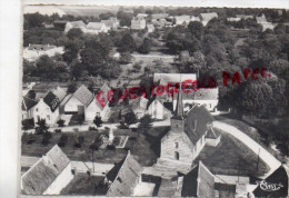 02 -  GUISE - PLACE D' ARMES   CAMION BREMARD- CAISSE ALLOCATIONS FAMILIALES DE SAINT QUENTIN - Guise