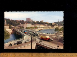 LYON 69009 69004 : Le Pont Clemenceau Sur La Saône Entrée Du Tunnel De La Croix Rousse / Motard Gendarmerie Camion - Lyon 9