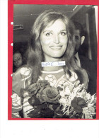 DALIDA 16 FEVRIER 1967 PALMARES DES CHANSONS PHOTOGRAPHIE DE LA CHANTEUSE - Photographs