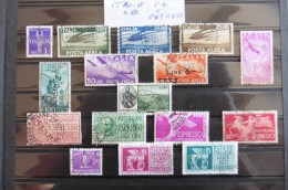 Italie : 16 Timbres Oblitérés Pa + Express - Collections