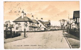 UK2381    HULL : Village Rd. - Garden Village - Hull