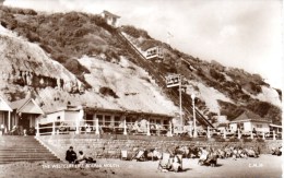 REAL PHOTOGRAPHIC POSTCARD - THE WESTCLIFF LIFT - BOURNEMOUTH - HANTS - 1961 - Bournemouth (hasta 1972)