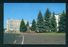 BELARUS  -  Baranovchi  Lenin Square  Used Postcard As Scans - Bielorussia