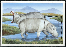 (cl.11 - P.13) Congo ** Bloc N° 66E (ref. Michel Au Dos) - Hippopotames - - Afgestempeld