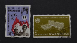 2 Timbres Oblitérés Rwanda - Andere & Zonder Classificatie