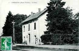 87. HAUTE-VIENNE - AMBAZAC. La Gare. - Ambazac