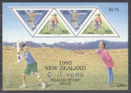 New Zealand - 1995 Children's Fund Block MNH__(TH-10686) - Blocks & Sheetlets