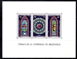 BIG - CONGO - BLOC NEUF* N° 9 - 1970 - VITRAUX CATHEDRALE DE BRAZZAVILLE  ***  MNH - Neufs